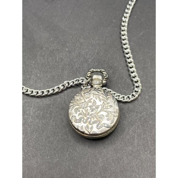 Ravisa Sweety Quartz Silver Tone Analog Pocket Watch with Necklace Chain - Picture 6 of 9